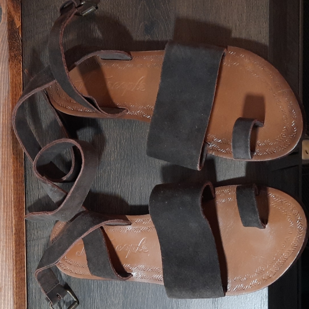 Womens Free People brown leather ankle wrap sandals, very cute